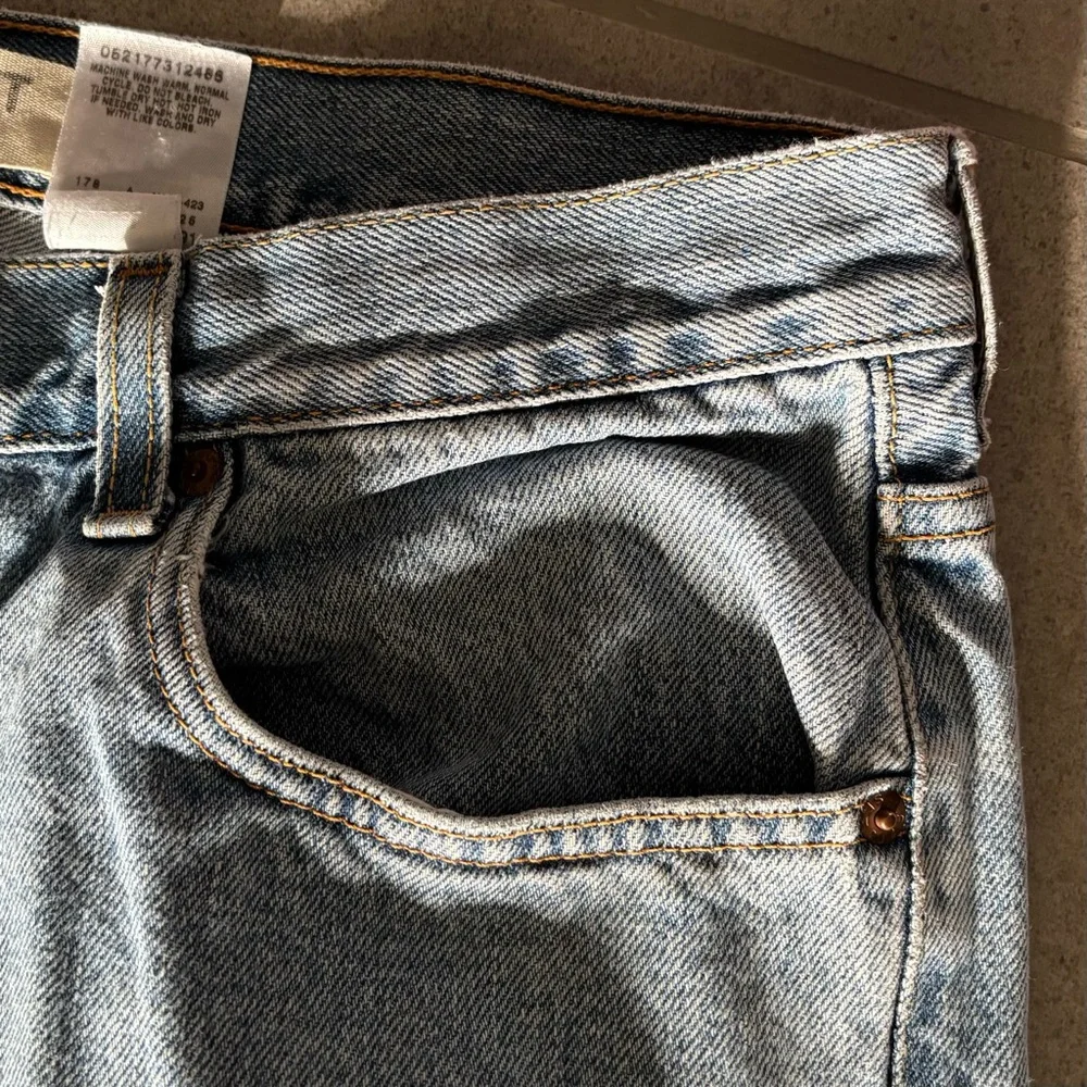 Men’s Levi’s 550 light denim jeans relaxed fit size W36 L32
